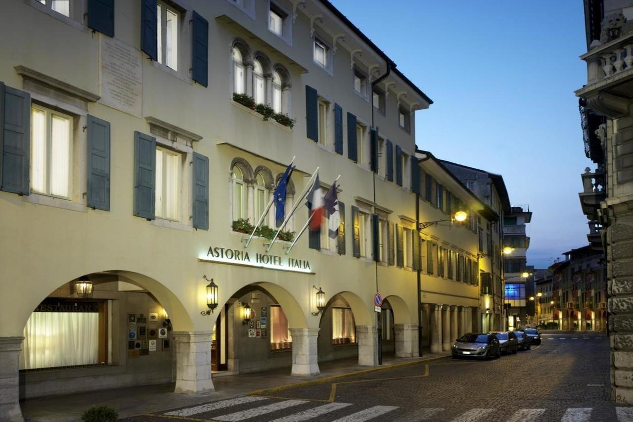 Astoria Hotel Italia Udine Exterior foto